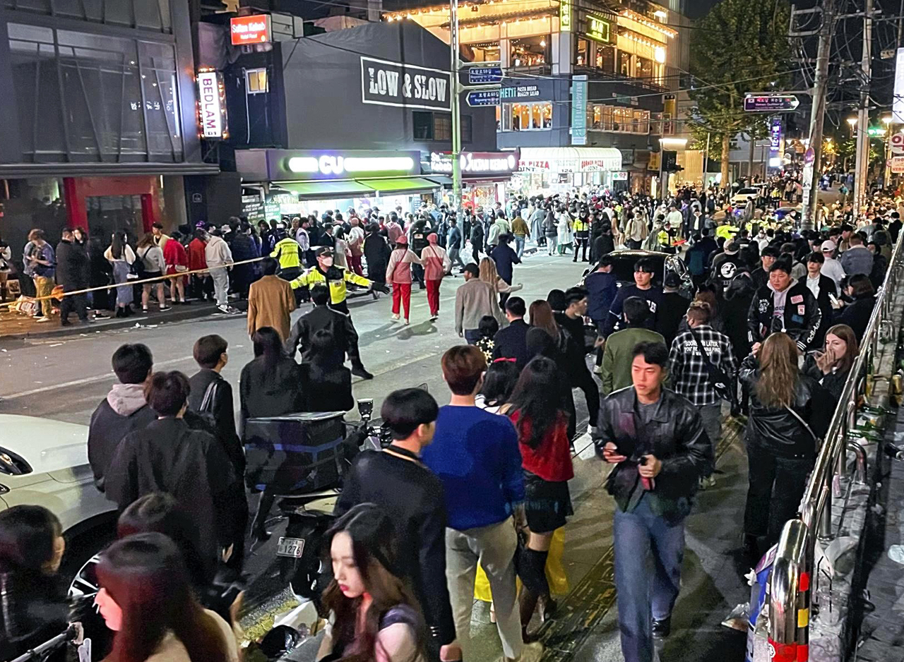韓國梨泰院踩踏意外 失蹤通報近3000件