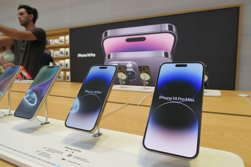 鄭州廠抗爭 黑色星期五iPhone 14手機大缺貨