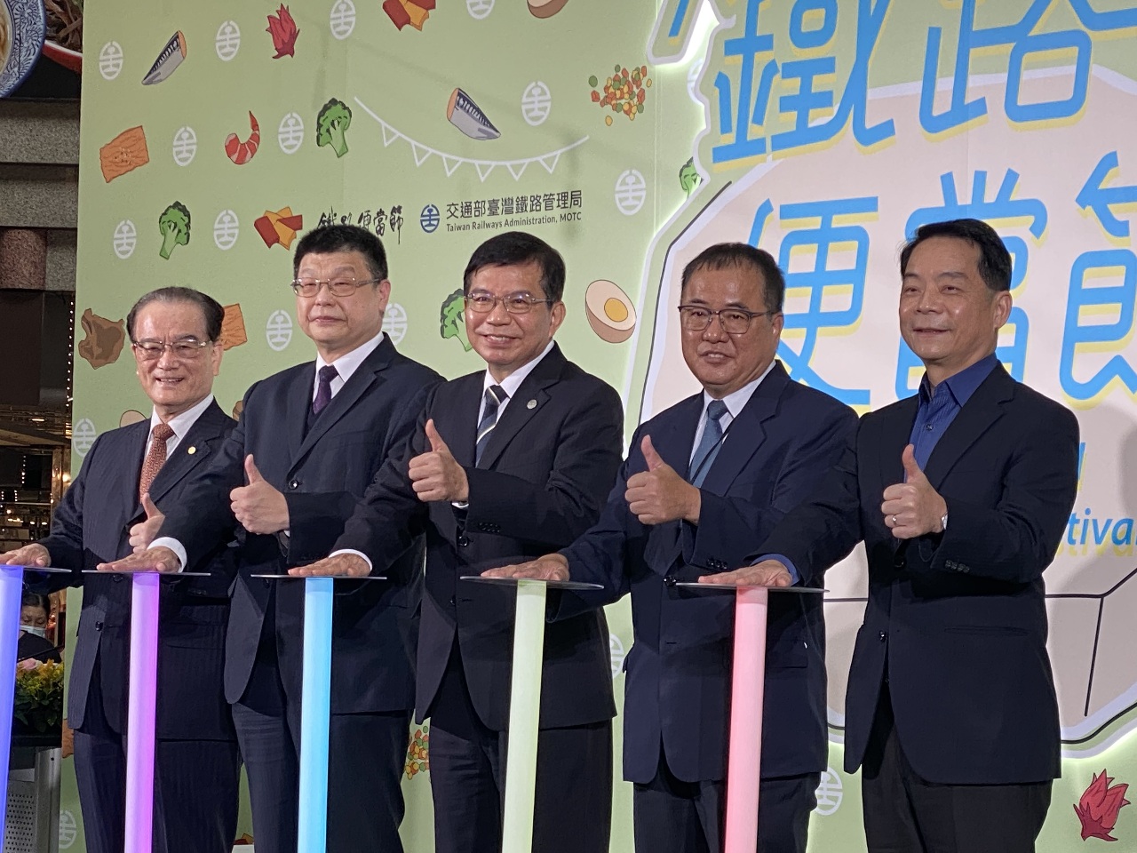 鐵路便當節疫後重啟 交長：台日便當匯聚、歷年之最