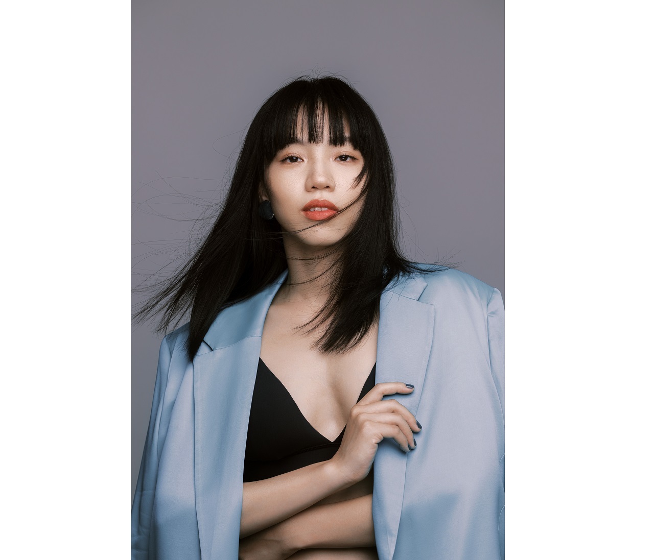 洪佩瑜首出「輯」  回應十年沈寂之謎