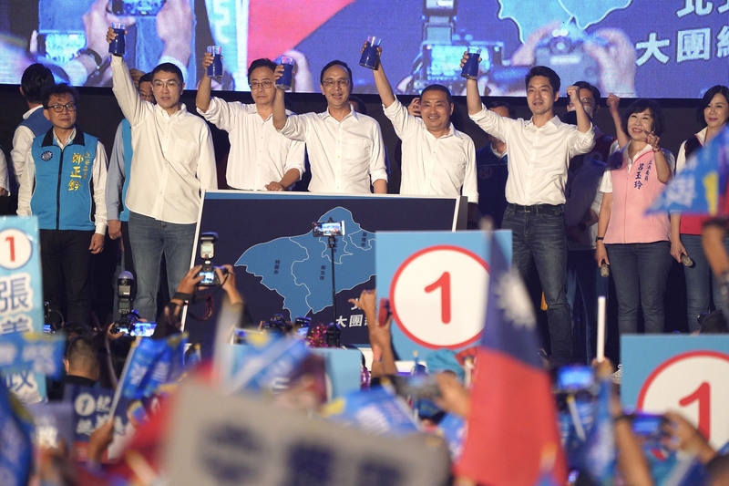 2022選戰／桃園萬人造勢 朱立倫：用選票下架雙標黨