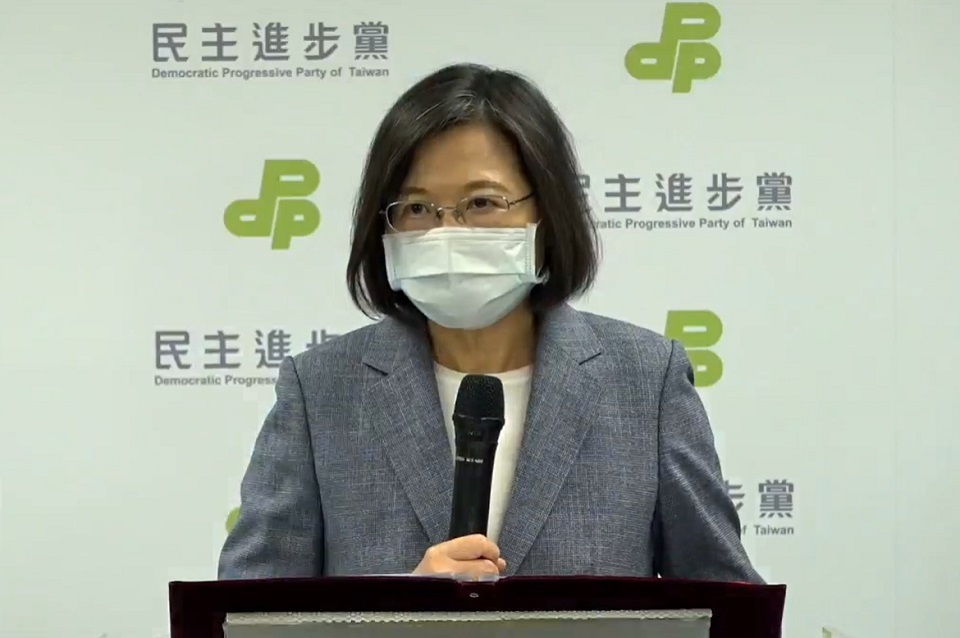 民進黨縣市長選舉大敗 蔡英文辭黨魁