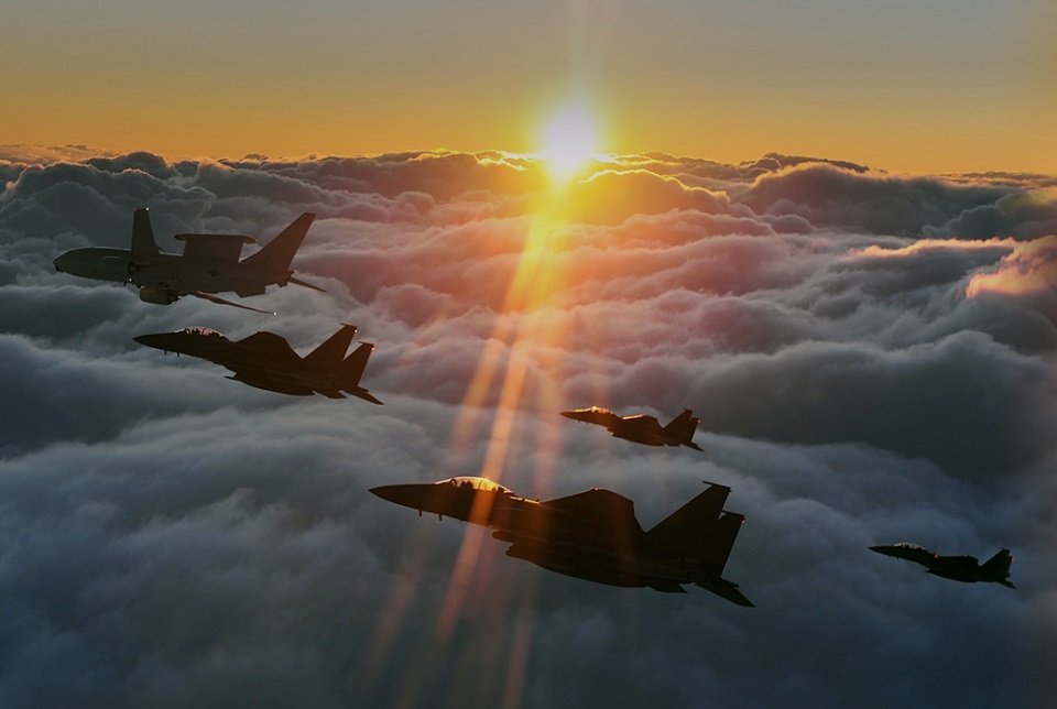中俄戰機闖入南韓防空識別區 首爾派戰機應對