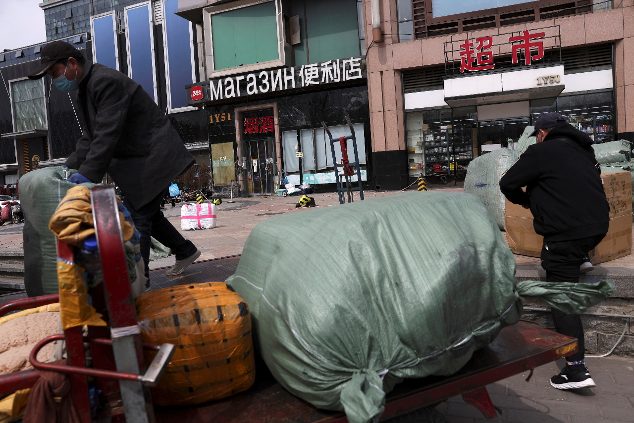 疫情衝擊 中國11月進出口萎縮超乎預期