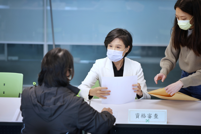 賴清德完成黨主席補選登記 盼完成4項工作