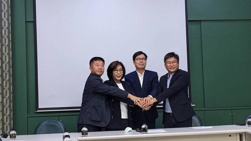 高市議會龍頭  民進黨推前議長康裕成角逐