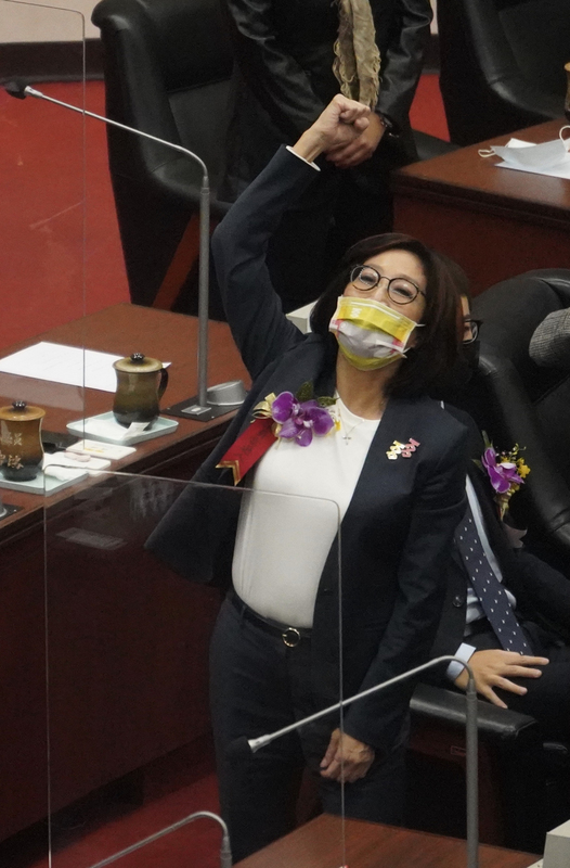 快訊!高雄議長之爭 民進黨康裕成首輪35票過半勝出