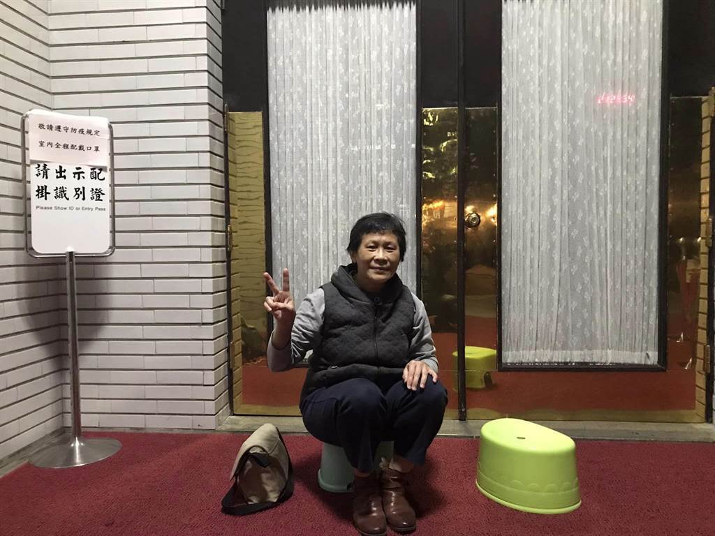 陳椒華夜宿議場前 擬提案優先審查平均地權