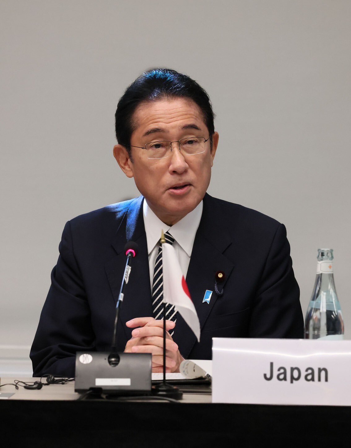 岸田支持率28.1%創新低 進入「危險水域」