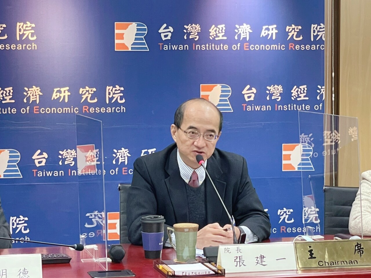 製造服務營建業測驗點齊揚 台經院：最壞情況已過