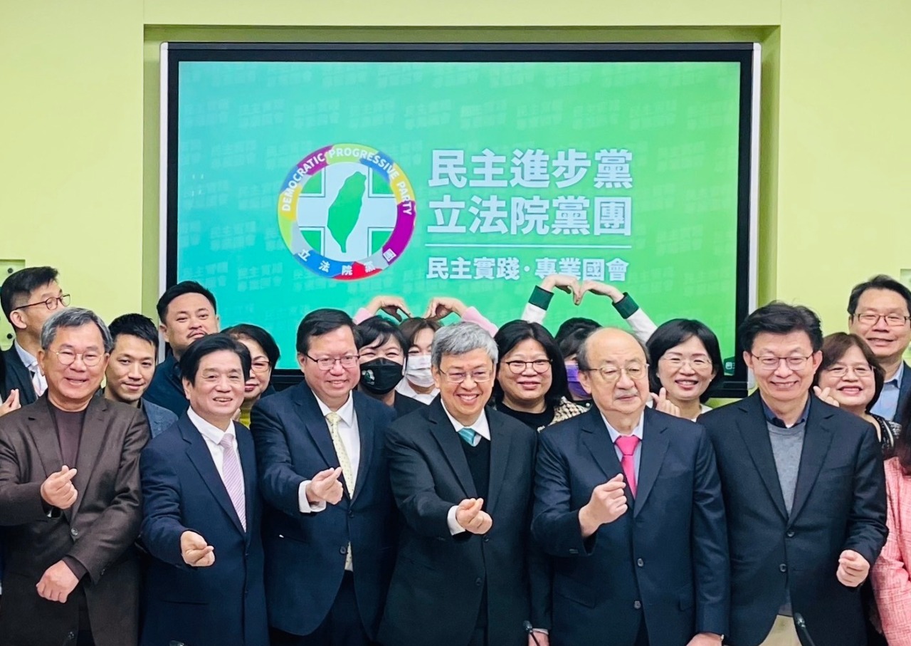 柯建銘：陳建仁非政治白紙 不怕被國民黨欺負