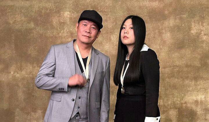 父女聯手摘葛萊美  蕭青陽：對創作執著最好的肯定
