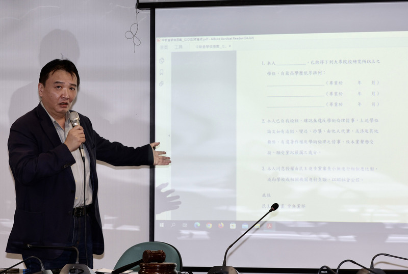 綠營批侯訪美抄襲賴的「四大支柱」 僅失言受關注