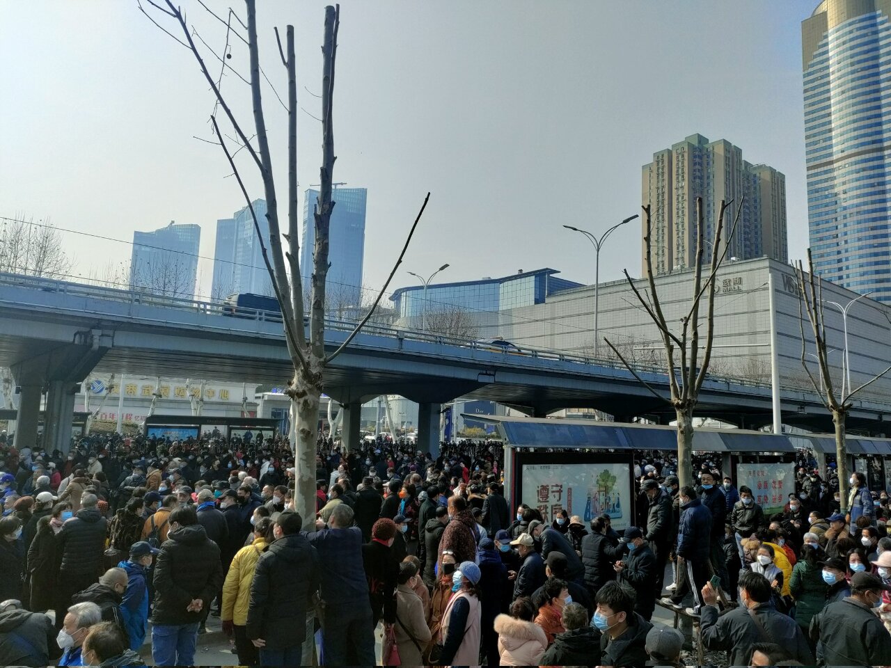 武漢、大連掀「白髮運動」 傳中國政府準備抓人