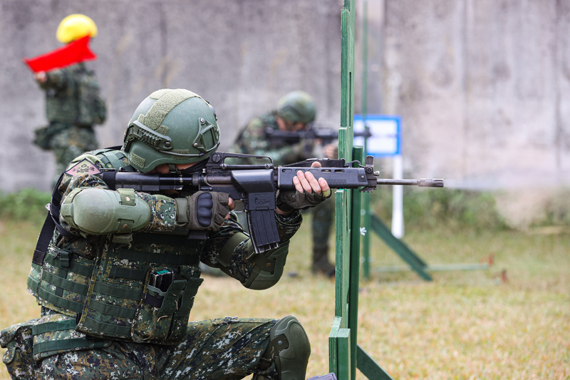 國防預算書進立院 軍購延宕恐致預算排擠 志願役員額降低顯見留營率問題