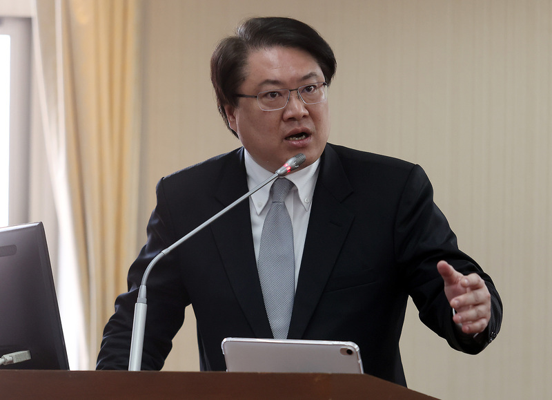調升警勤加給 林右昌盼各界支持