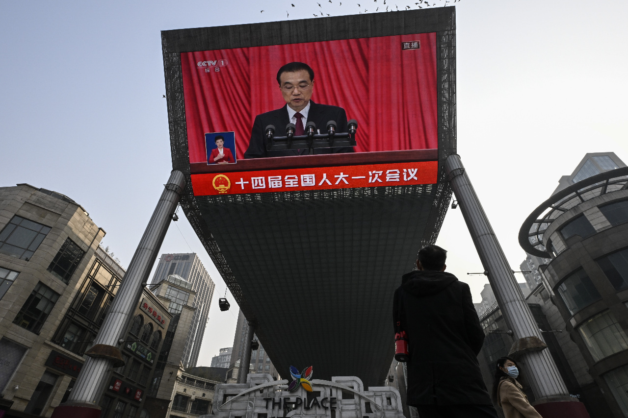 中國兩會／李克強談話露機鋒 中國對台硬中帶軟