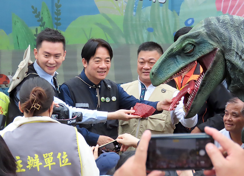 賴清德化身探險大隊長 為竹北兒藝節揭幕