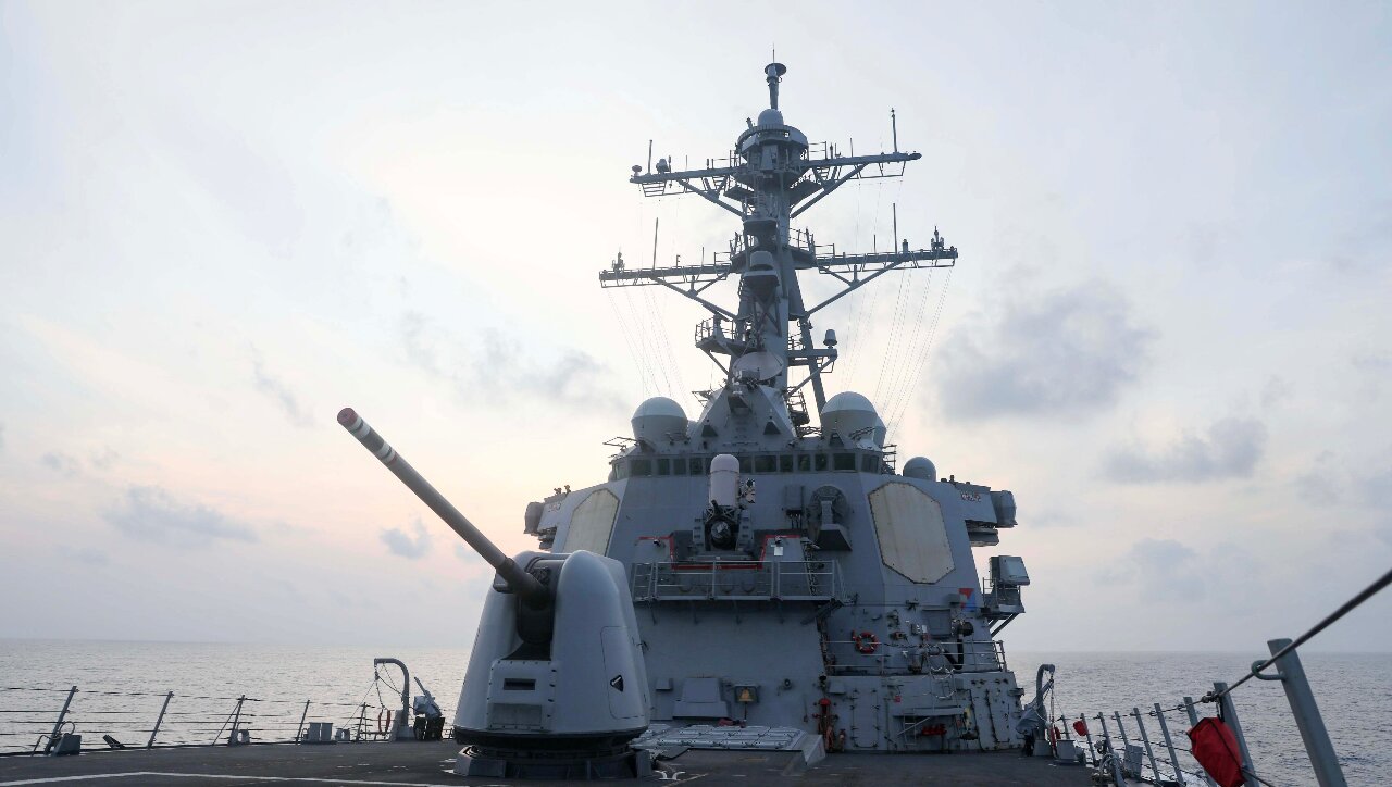 中共環台軍演 美飛彈驅逐艦南海自由航行