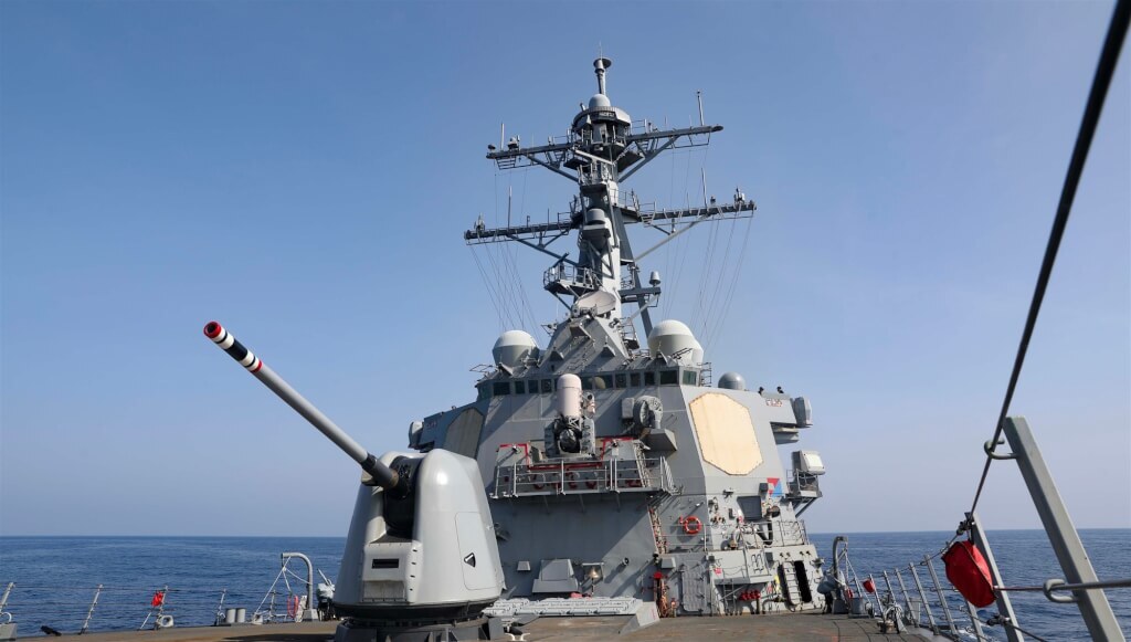 美驅逐艦航經台海 國軍全程掌握無異狀