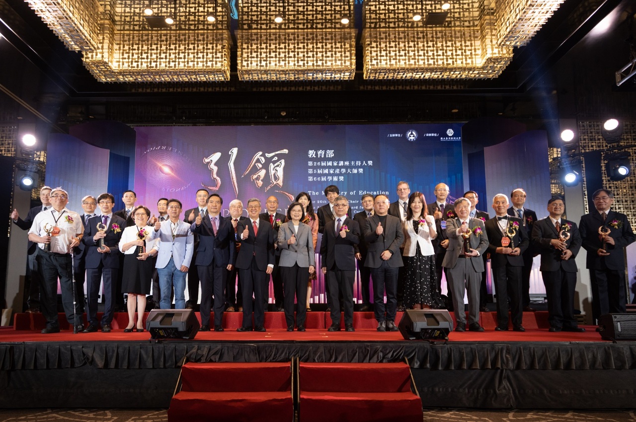 總統頒國家講座 獲獎通訊科技專家談ChatGPT(影音)