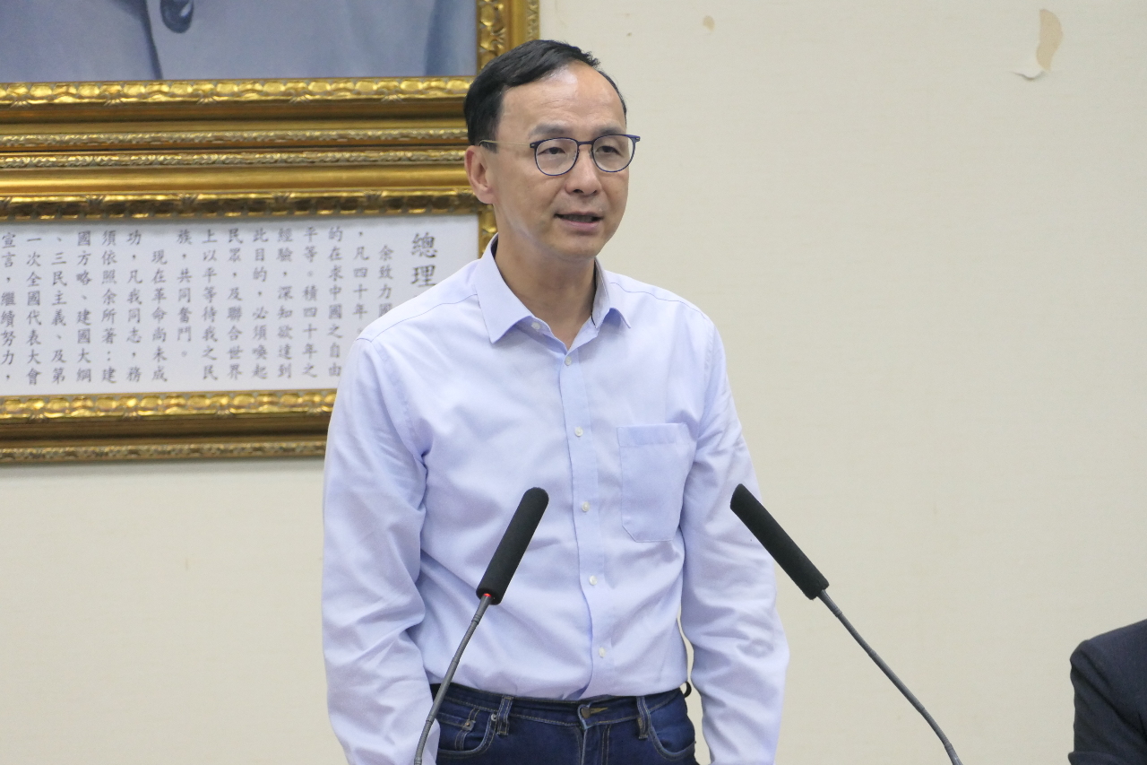 侯友宜出訪新加坡 朱立倫：從新北出發讓世界看到台灣