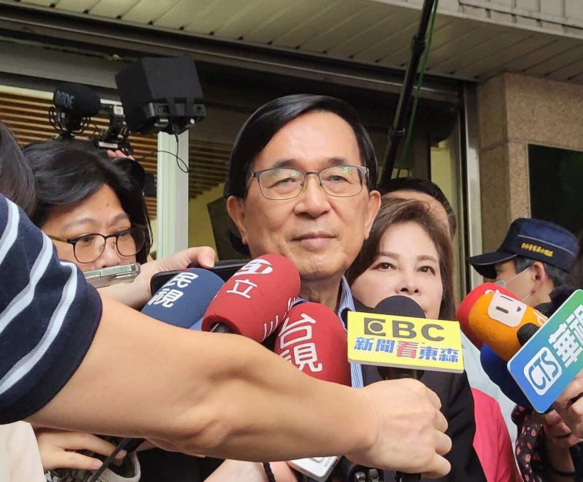 陳水扁行使請願權 喊話「神愛世人也愛更生人」