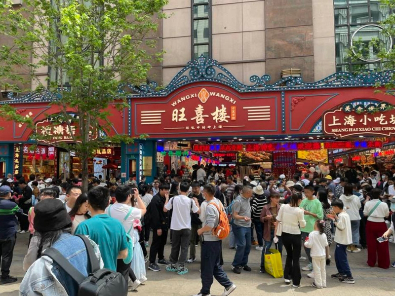 五一連假 中國多校禁止大專生組團旅遊挨轟