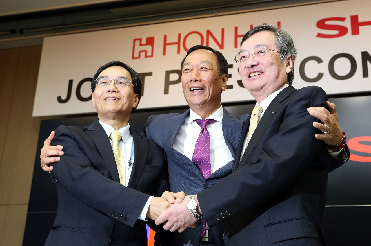 結親六年後再現虧損 夏普內部開始質疑鴻海重振決心