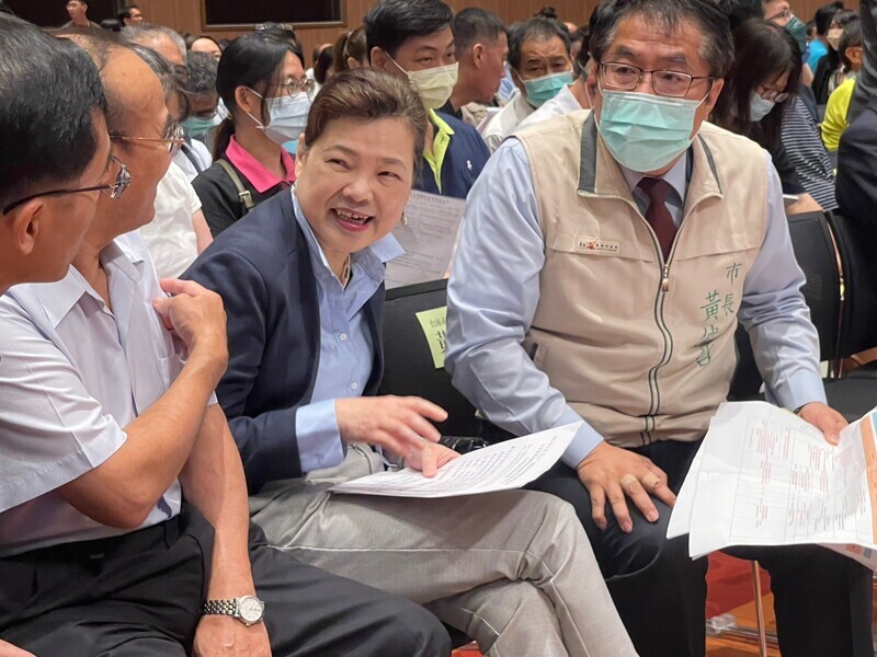 輝能稱「不再是台灣公司」  經長：媒體引述錯誤