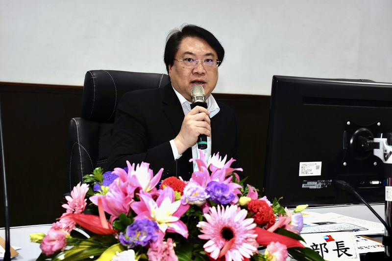 郭台銘指都更危老政策失控 林右昌：隨口批評很容易