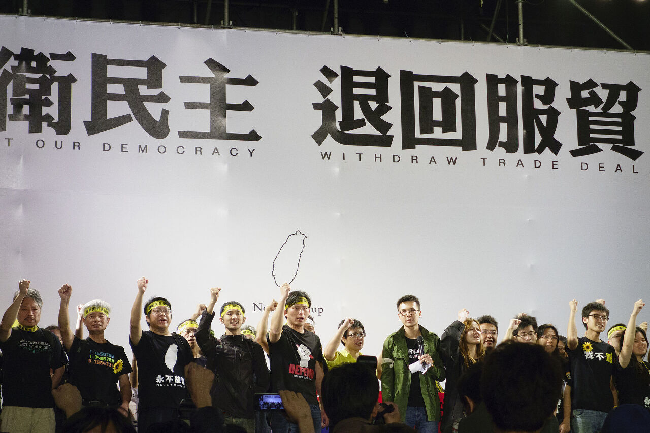 藍白拋重啟服貿 外交次長李淳表示：過期的東西要小心