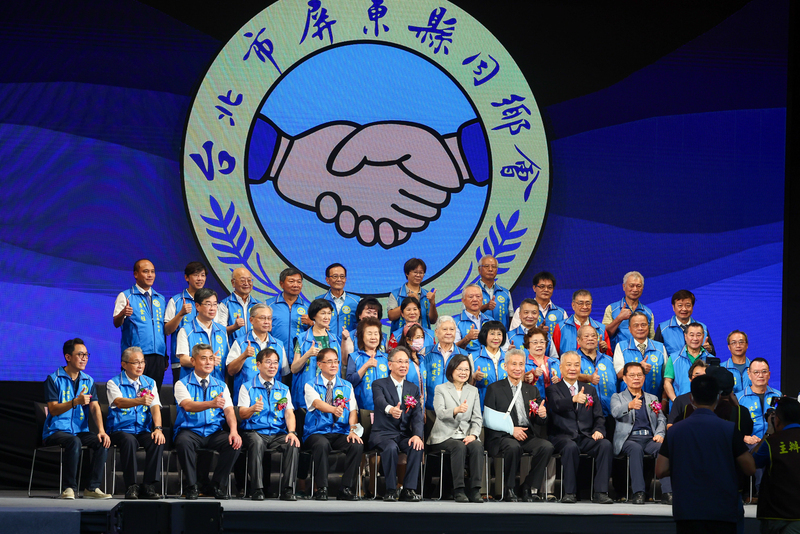出席北市屏東同鄉會 蔡總統：支持讓屏東繼續進步