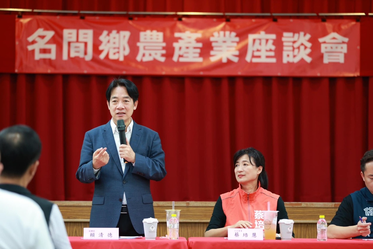 南投參香探視弱勢阿嬤 賴清德：讓22縣市均衡發展
