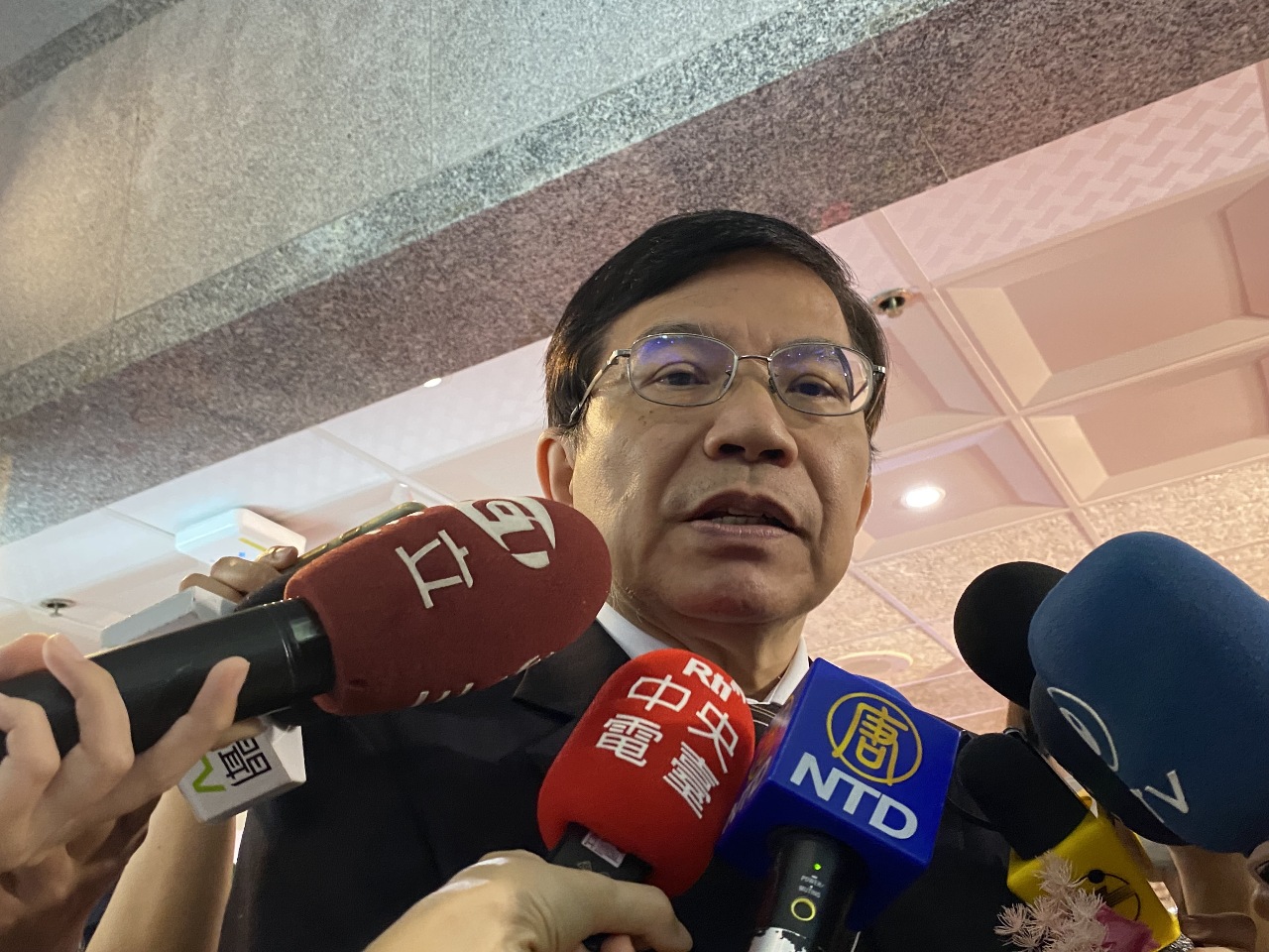 台鐵司機連署中秋國慶不上班 交長樂觀：不會發生