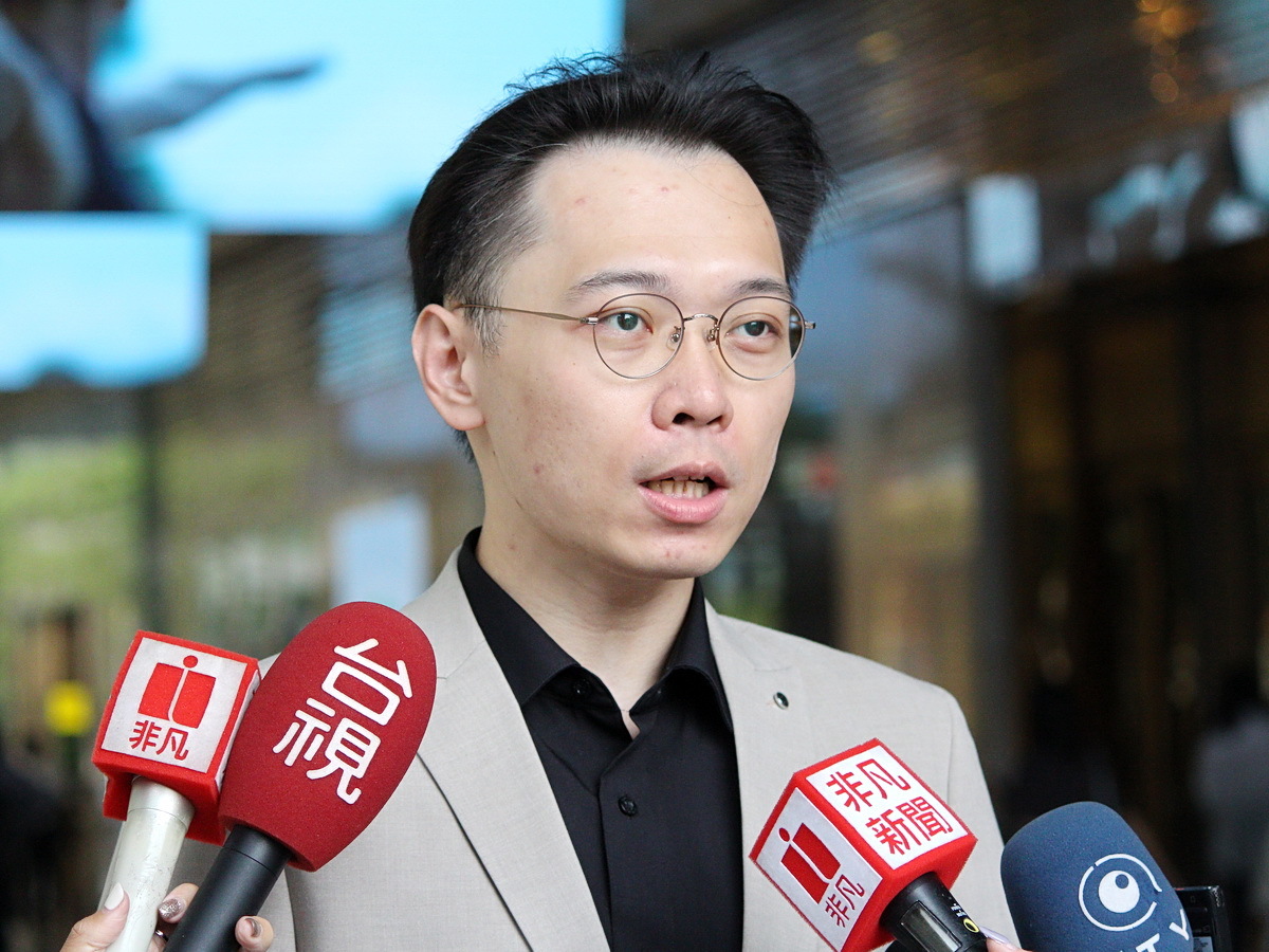 郭辦籲國民黨徵召郭台銘 指侯將藍白破局責任推給柯