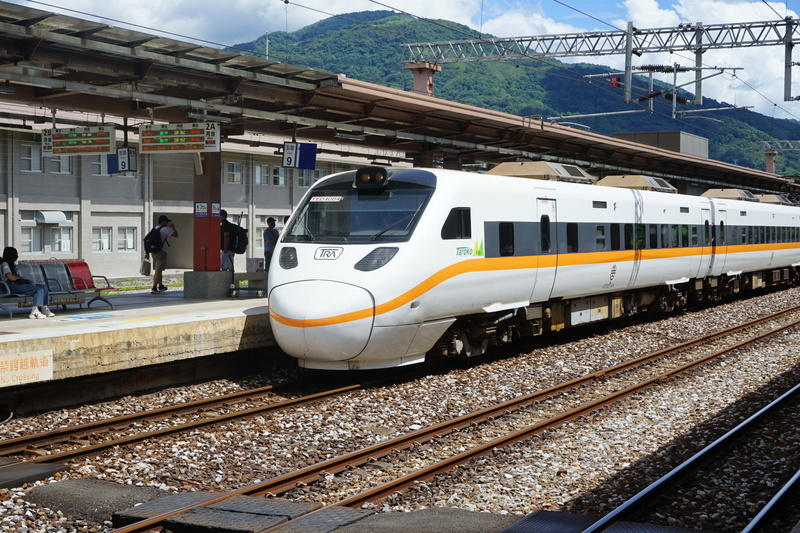 面對太魯閣號事故罹難者家屬 交長承諾讓台鐵更安全