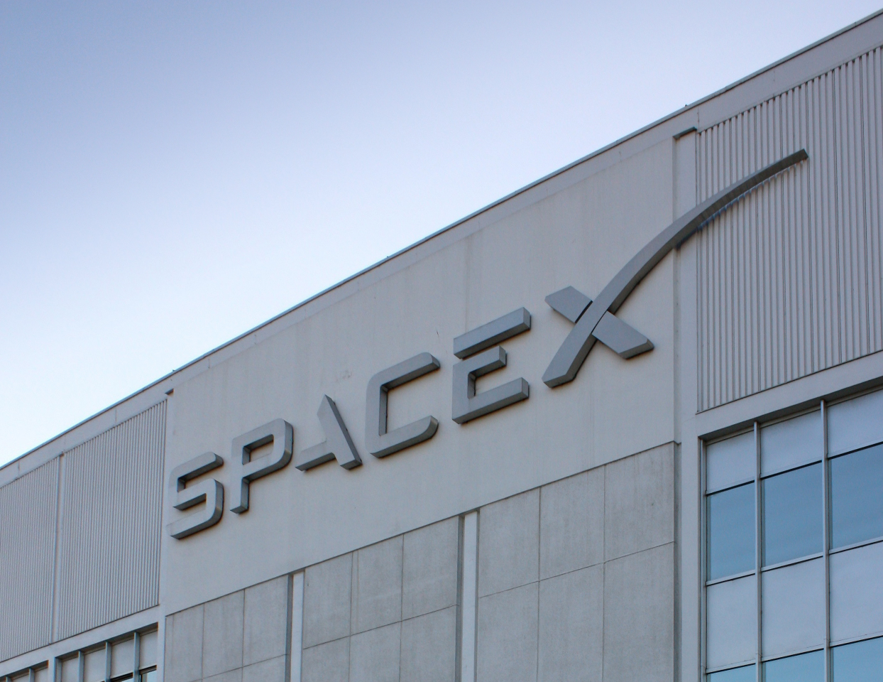 英媒：馬斯克SpaceX等公司 中方秘密投資近10億元