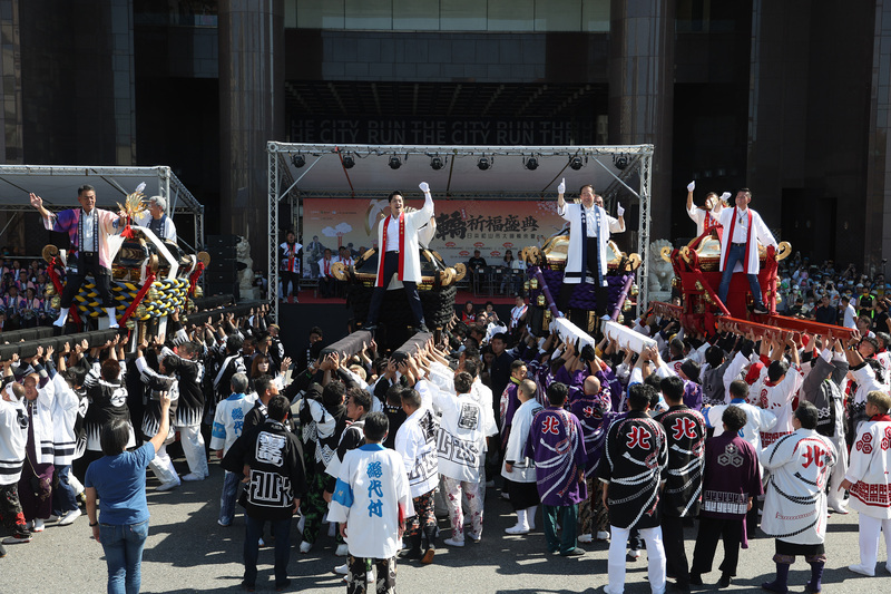 睽違4年日本松山撞神轎重現台北 蔣萬安親體驗