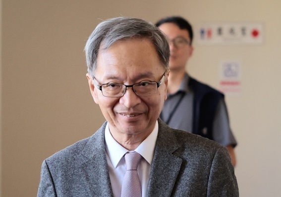 梁文傑遭爆吸加熱菸  薛瑞元：該罰就罰無例外