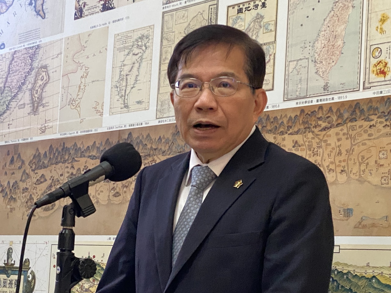 台鐵司機員打地鋪搶排休 交長：年底改線上申請