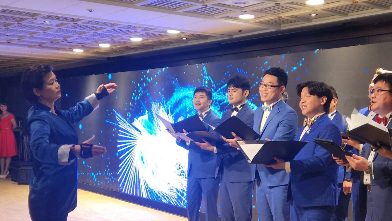 5G加速AI加值 拉縴人《向生命乾杯》帶來音樂視覺化沈浸感