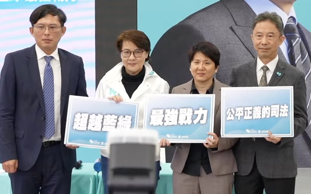柯營批特偵組淪政爭打手 諷侯不知檢察長任期