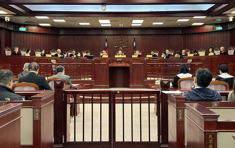 代理教師職前年資是否採計 憲法法庭今召開言詞辯論
