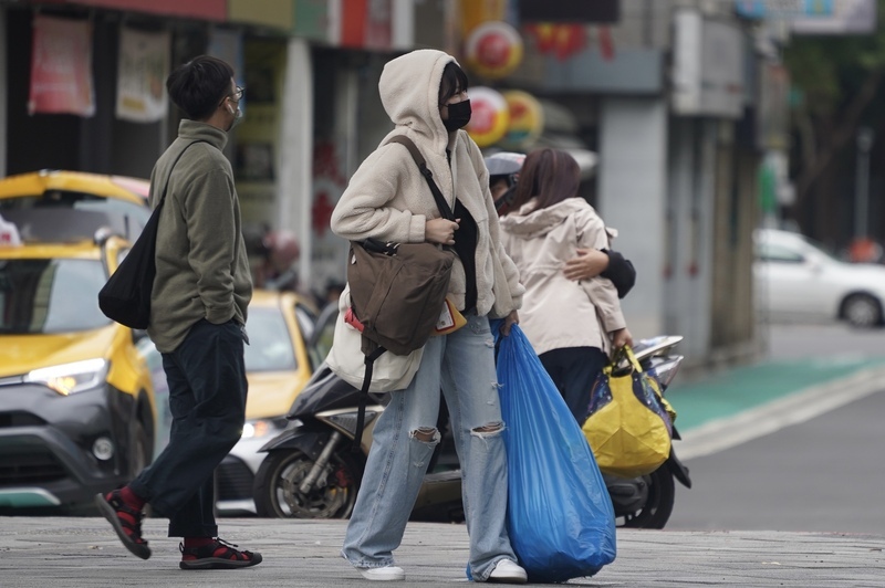 今4縣市低溫特報&nbsp; 18日雨歇溫度回升