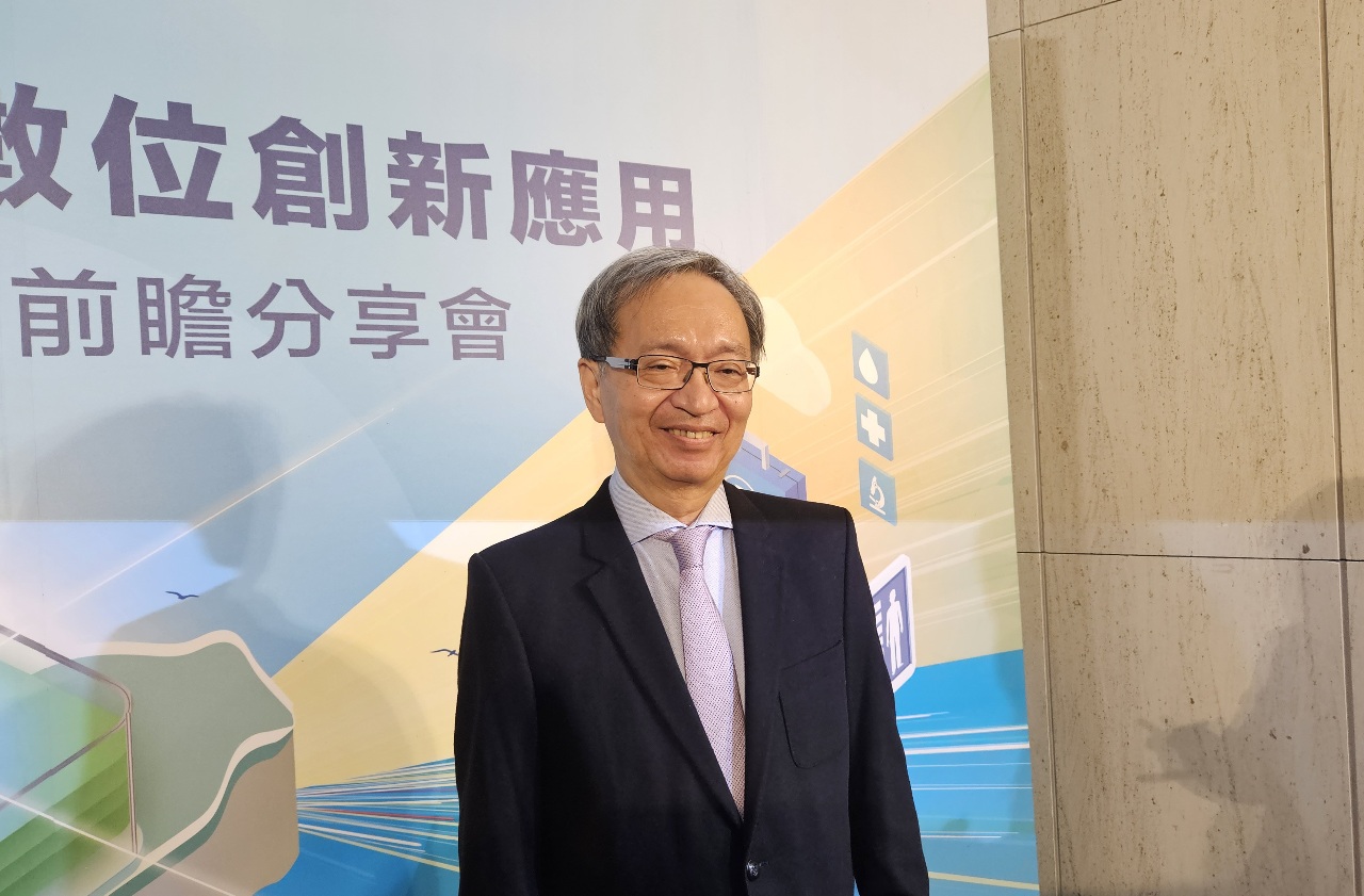 醫院推數位發展可放寬「三班護病比」 電子處方箋明年試辦