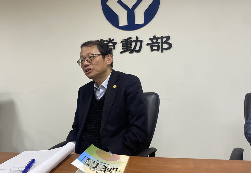 政府承攬勞工逾5萬人  勞動部要求把關年終、年資