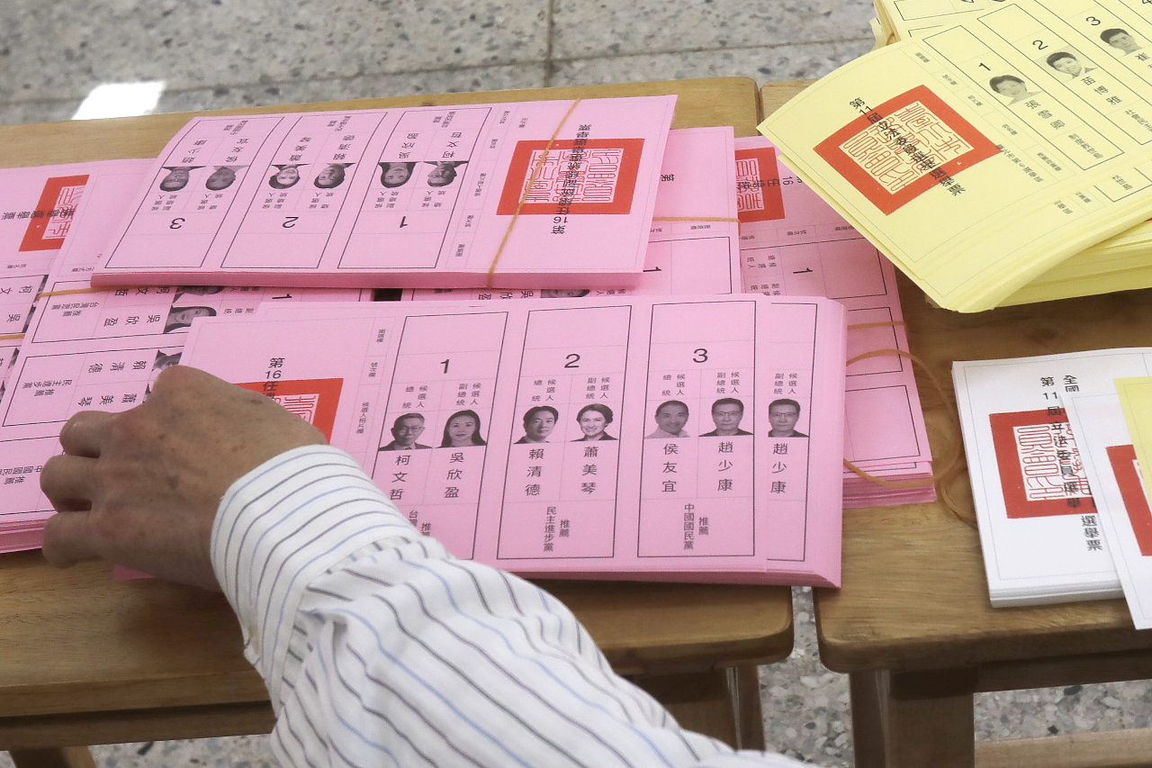 隱匿284張空白總統選票 北市老翁緩起訴