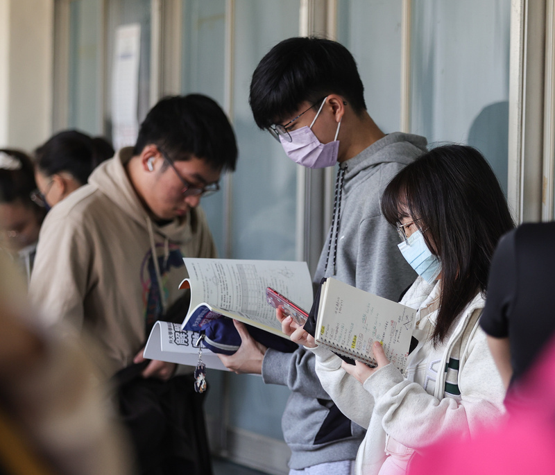 學測數Ａ敘述冗長閱讀量大 &nbsp;解題時間恐被壓縮