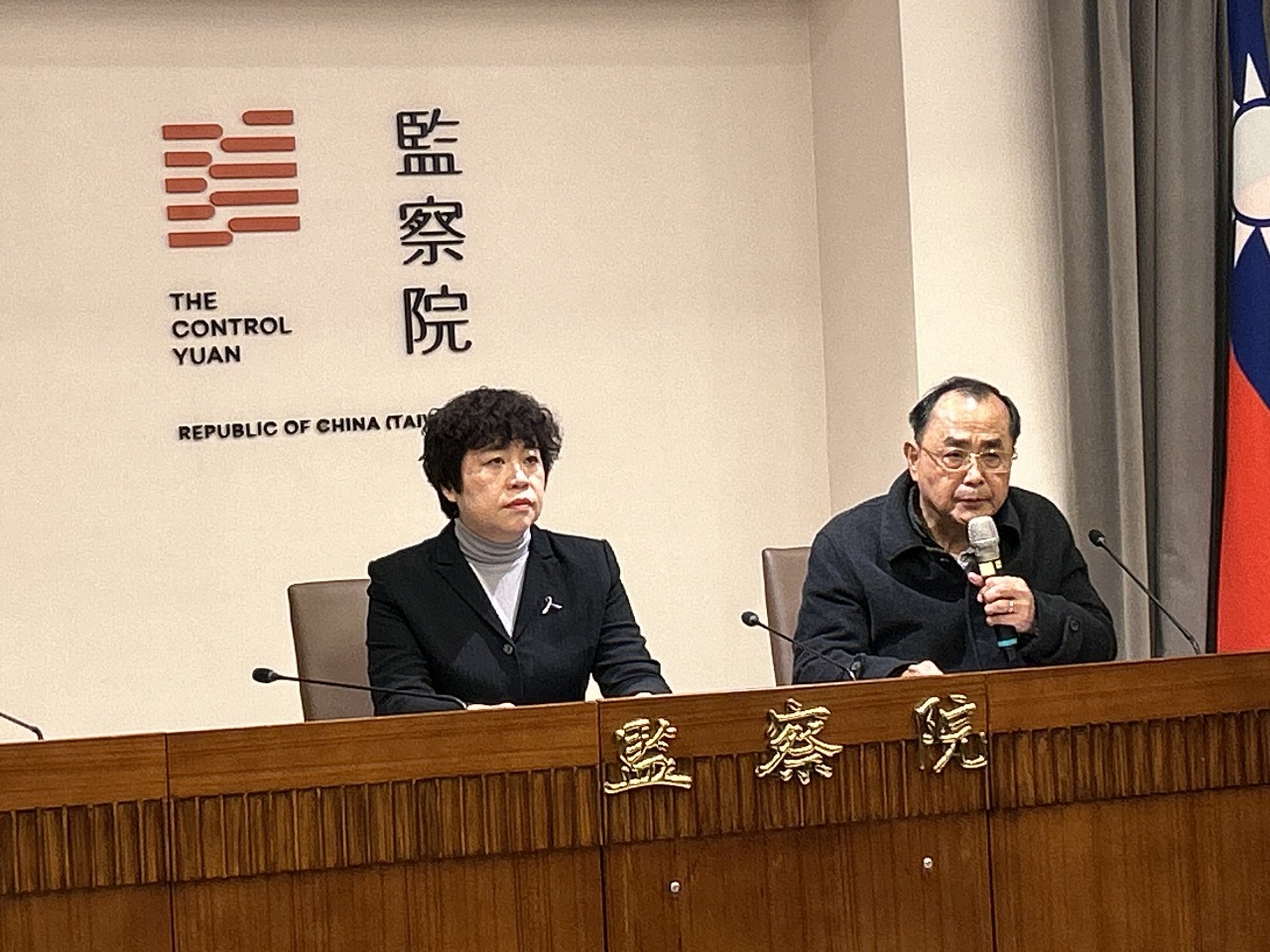 空軍夫妻檔沉迷簽賭淪共諜 監院糾正國防部等3單位
